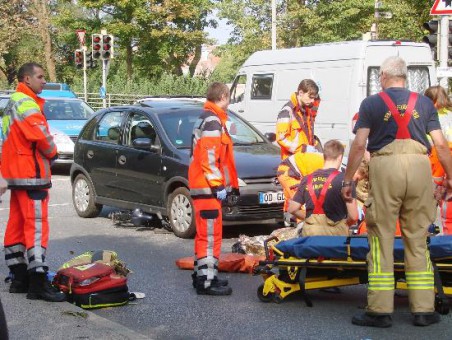 tbf170914_Schwerer Unfall Possehlstrasse_Kroeger_007