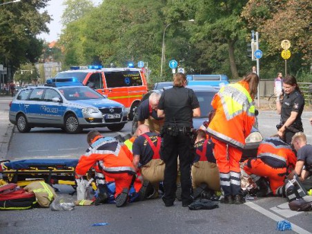 tbf170914_Schwerer Unfall Possehlstrasse_Kroeger_010