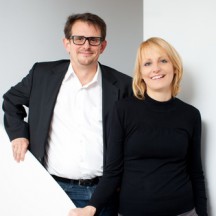 Sylvia Hustedt und Christoph Backes vom Bremer u-institut übernehmen die Projektleitung des Kompetenzzentrum Kultur- und Kreativwirtschaft des Bundes. (Foto: Andreas Kermann)