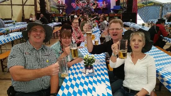 tbf300916_oktoberfest-zelt-koenig_kasnitz_023