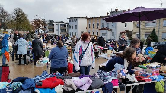 tbf230417_Flohmarkt-Brolingstrasse_Kasnitz_0011