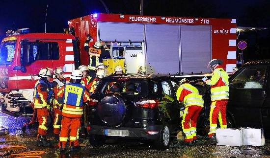 tbf030118_Neumuenster_Verkehrsunfall_Nyfeler_003