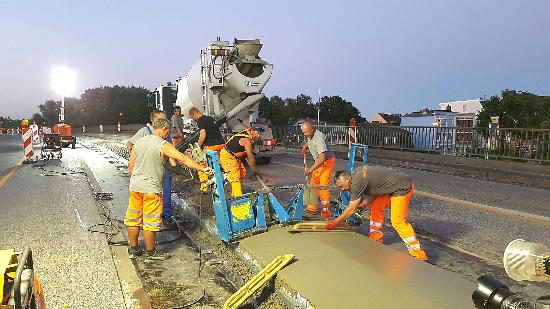 tbf050718_Wakenitzbruecke Betonierarbeiten_Kroeger_004