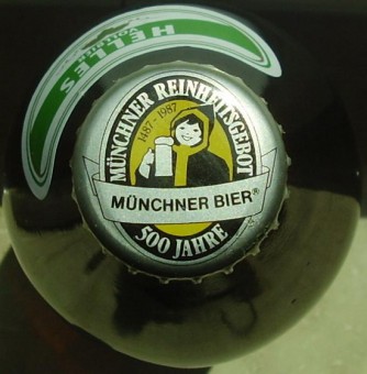 Kronkorkenaufdruck „500 Jahre Münchner Reinheitsgebot (seit 1487)“